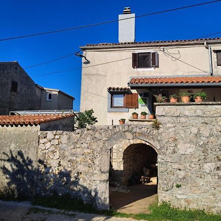 Holiday Home Pernata 外观 照片