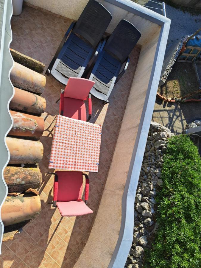 Holiday Home Pernata 外观 照片