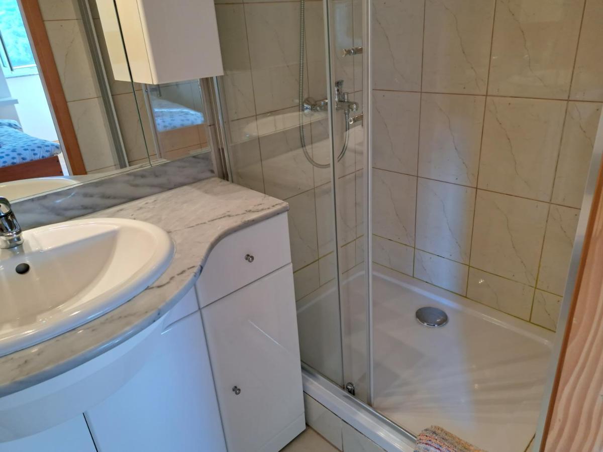 Holiday Home Pernata 外观 照片