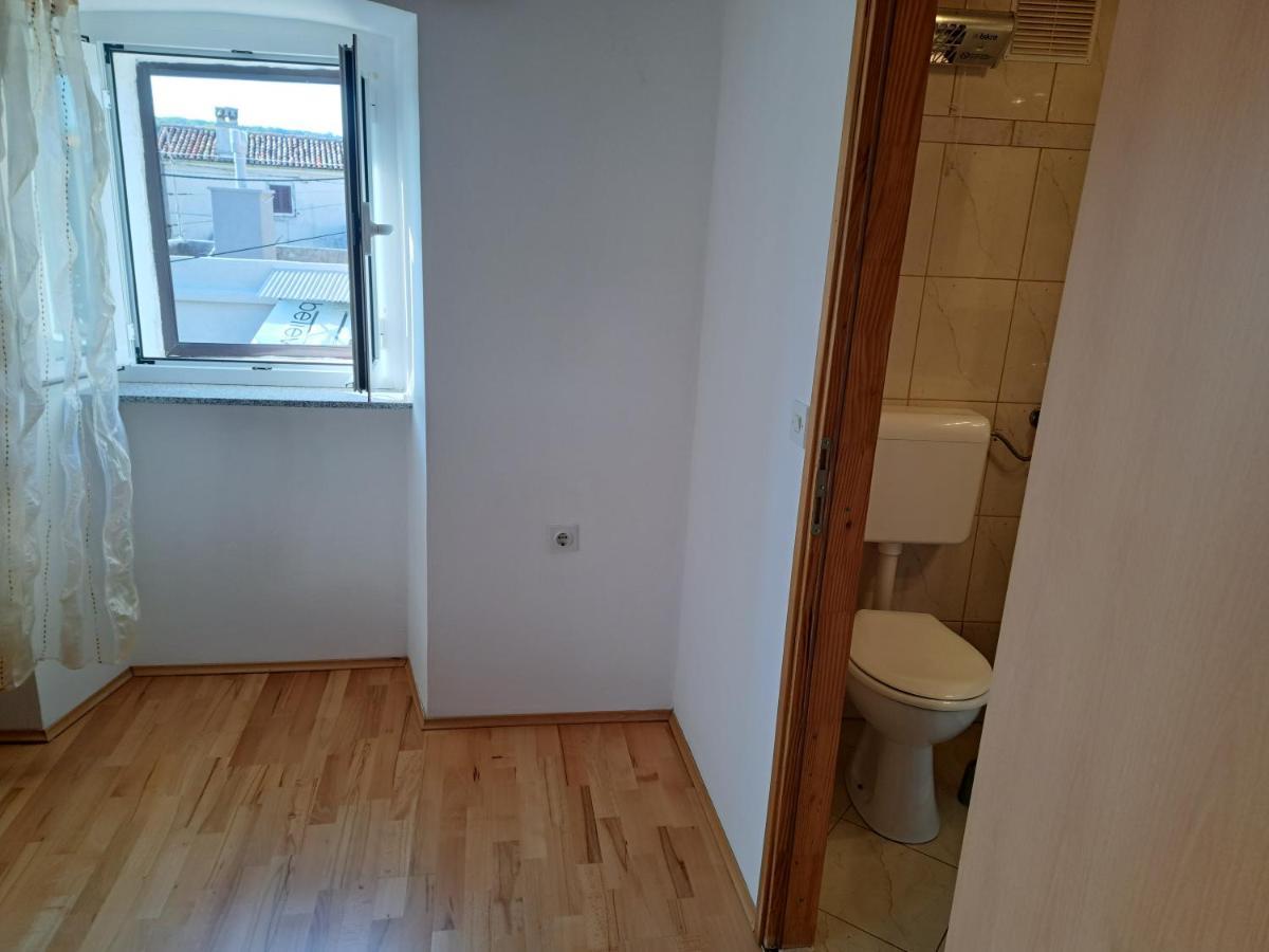 Holiday Home Pernata 外观 照片